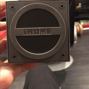 I home Bluetooth speaker